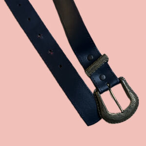 Classic Black Leather Belt – Gold Western Buckle – Adjustable – Unisex